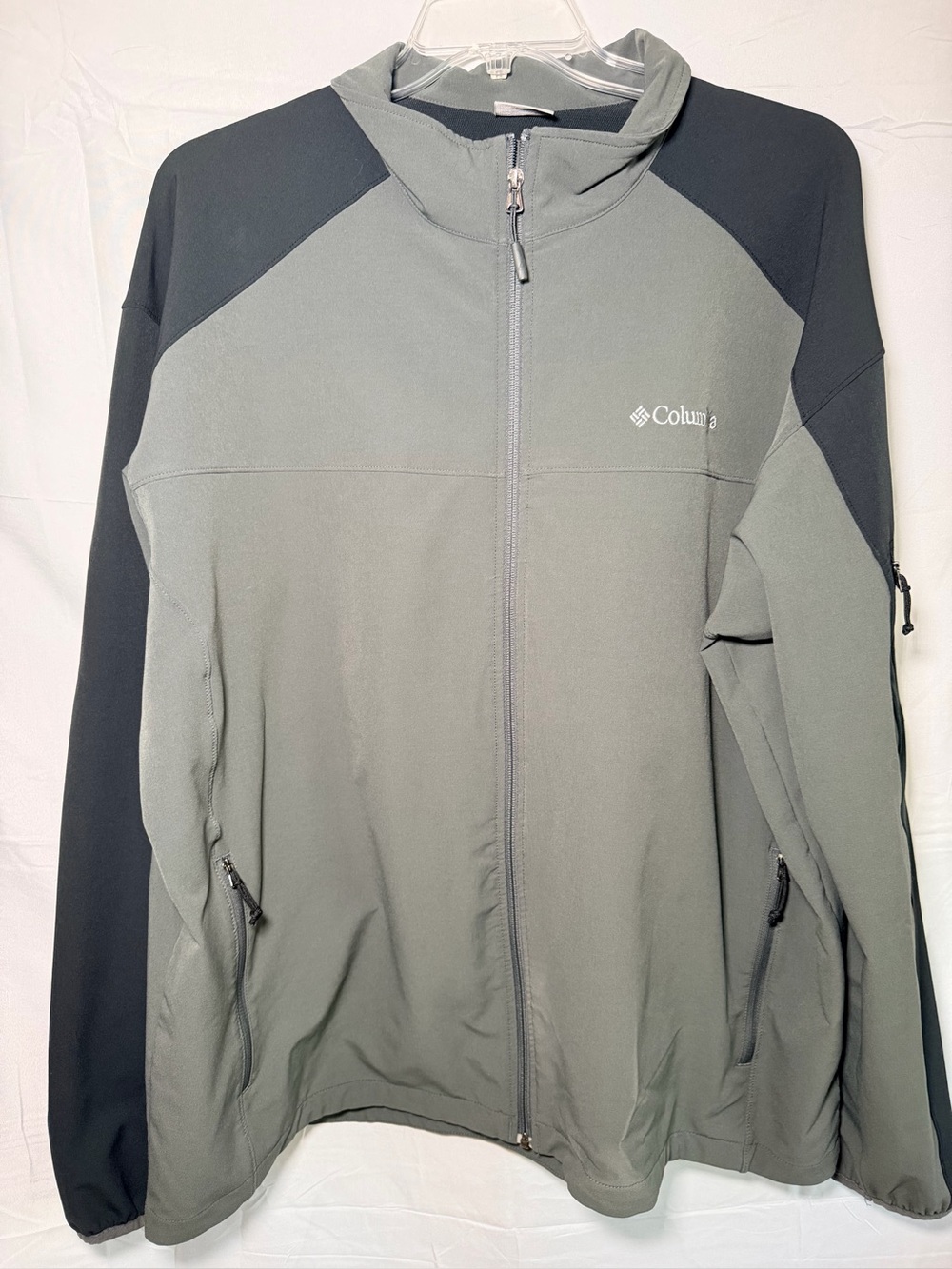 Columbia Softshell Full Zip Jacket 2 tone Gray Water Resistant Omni-shield